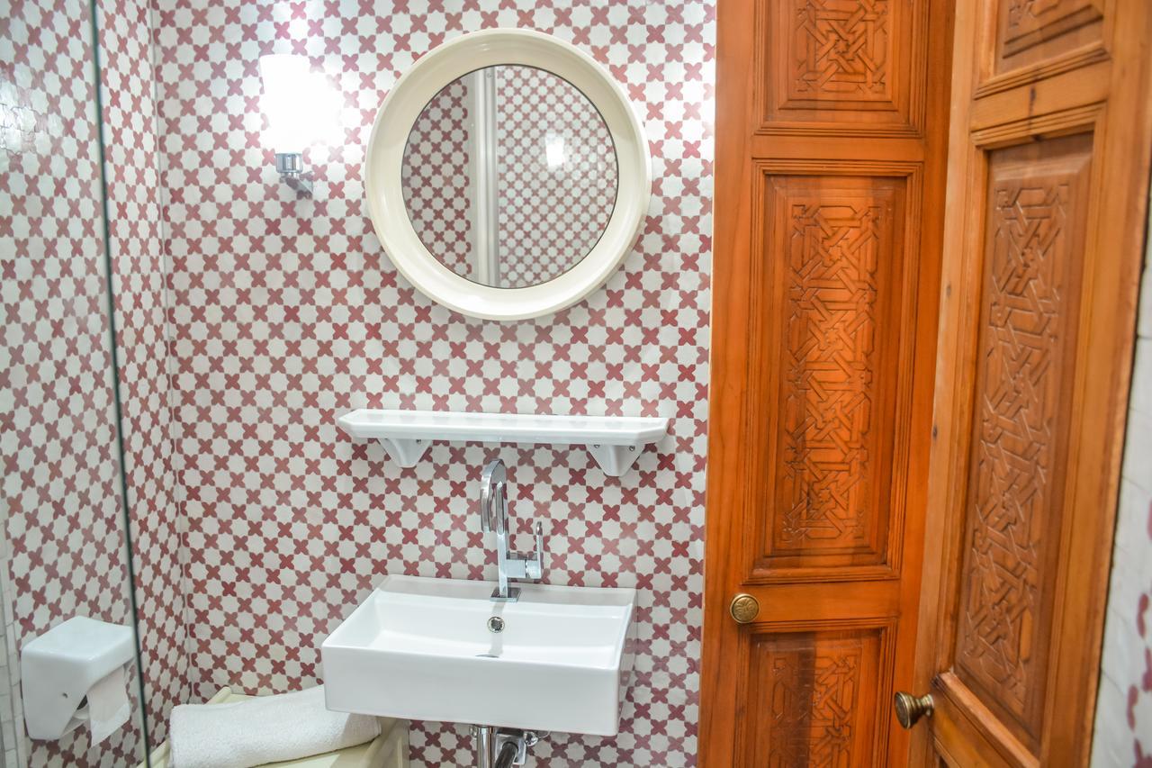 Appartement Moderne Moroccan/African Decoration Casablanca Bagian luar foto